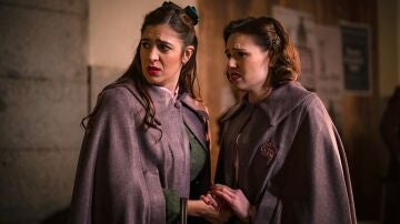 Claudia y Carmen en el capítulo 311 de Sueños de libertad