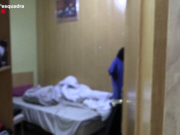 Con 15 años los responsables de infancia de la Generalitat autorizaron a la víctima del 'Pelicot catalán' a irse a vivir con su novio 