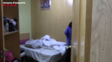 Con 15 años los responsables de infancia de la Generalitat autorizaron a la víctima del 'Pelicot catalán' a irse a vivir con su novio 