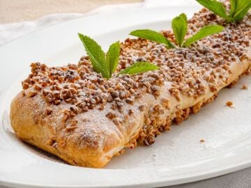 Arguiñano, sobre la tarta de hojaldre con arroz con leche: "¡Qué sencillo este postre casero!"