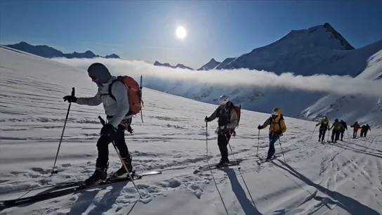 Los hermanos Pou se reparten el mundo: esquí extremo en Suiza y nueva vía de escalada en Marruecos Los hermanos Pou se reparten el mundo: esquí extremo en Suiza y nueva vía de escalada en Marruecos