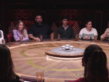Las 3 grandes inc&oacute;gnitas que se resolver&aacute;n esta noche en Traitors: los fieles tienen la palabra