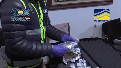 La Policía Nacional desarticula una de las organizaciones más poderosas a nivel internacional que operaban con el método 'hawala' La Policía Nacional desarticula una de las organizaciones más poderosas a nivel internacional que operaban con el método 'hawala'
