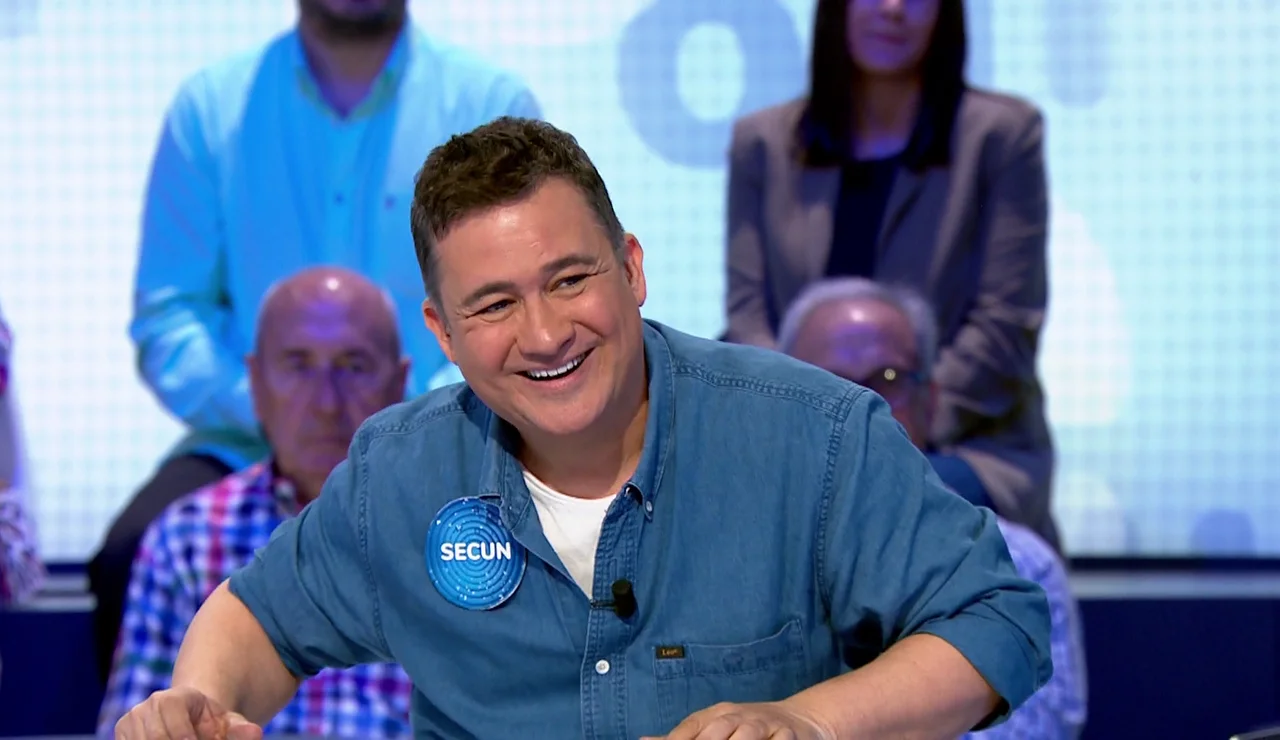 “¡Estás haciendo un programa increíble!”: Roberto Leal alucina con Secun de la Rosa