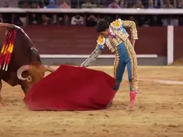 San Isidro: diluvio universal en las Ventas con oreja para el mexicano Fonseca San Isidro: diluvio universal en las Ventas con oreja para el mexicano Fonseca