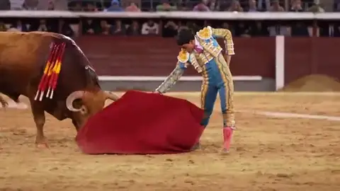 San Isidro: diluvio universal en las Ventas con oreja para el mexicano Fonseca San Isidro: diluvio universal en las Ventas con oreja para el mexicano Fonseca