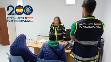 Padres detenidos