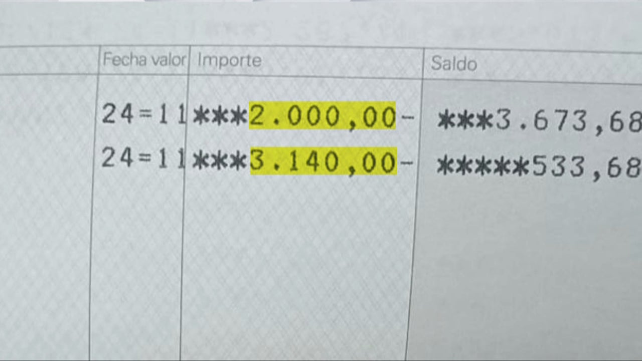 Les quitaba el dinero llevándoles al banco Les quitaba el dinero llevándoles al banco
