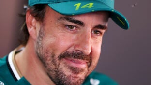 Fernando Alonso en el GP de Emilia Roma&ntilde;a 2025