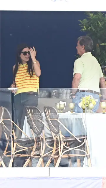 La discusión entre Bárbara Mirjan y Cayetano Martínez de Irujo La discusión entre Bárbara Mirjan y Cayetano Martínez de Irujo