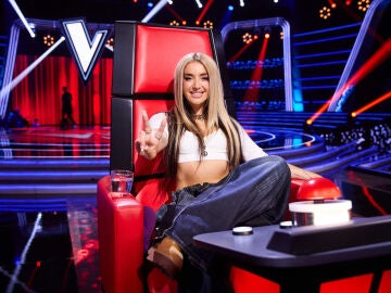 Lola Índigo elige con el corazón y la técnica: así avanza su equipo en La Voz Kids 2025