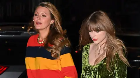 Blake Lively y Taylor Swift Blake Lively y Taylor Swift