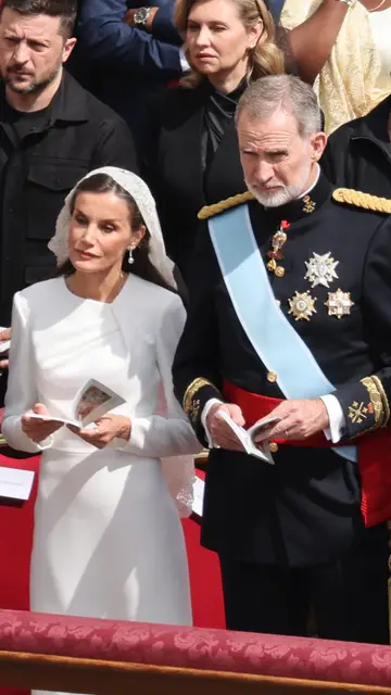Los reyes Felipe y Letizia en la misa de inicio del del papa León XIV Los reyes Felipe y Letizia en la misa de inicio del del papa León XIV