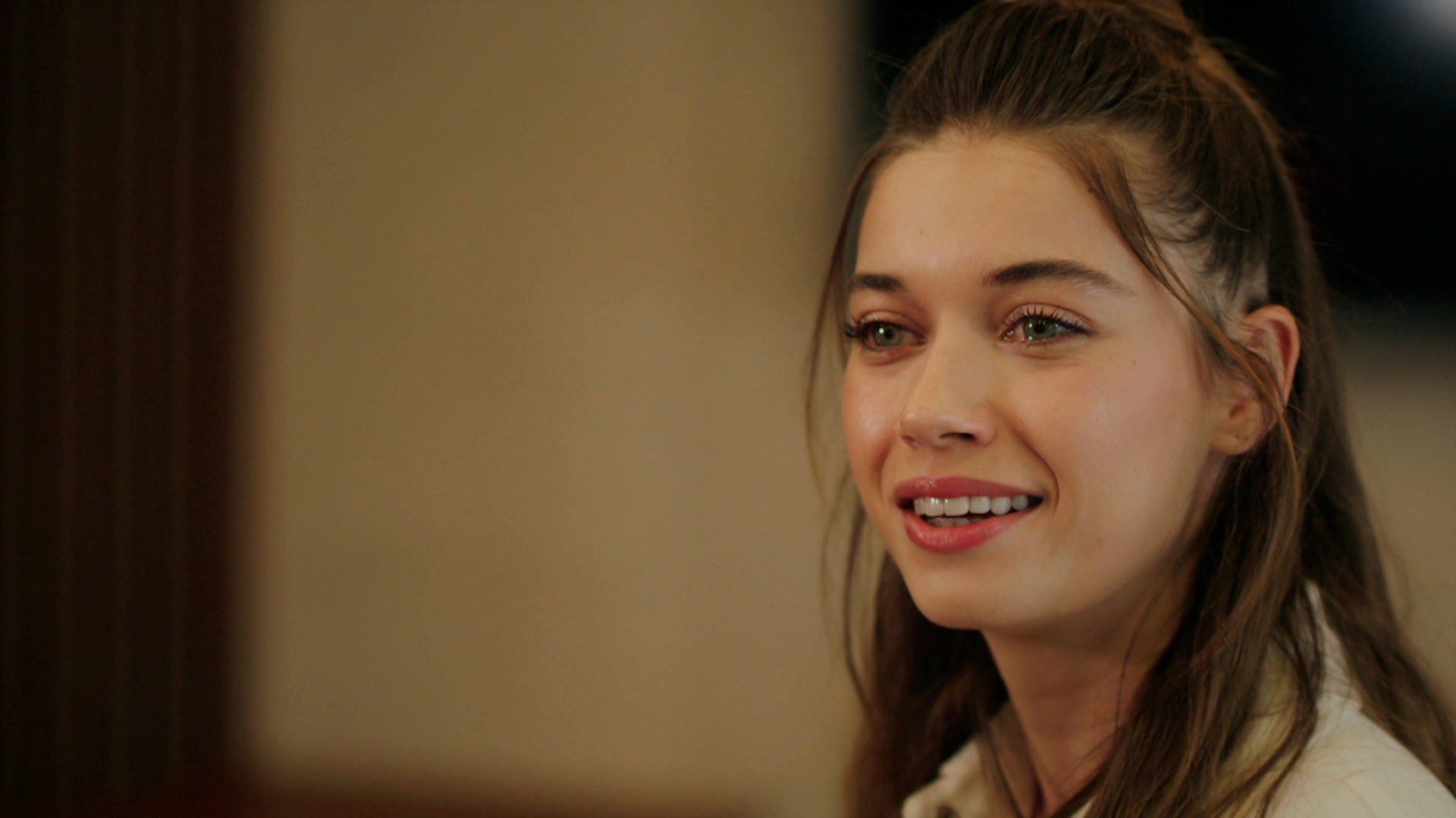 La tienda de baklavas los vuelve a unir: Ferit y Seyran se reencuentran ...