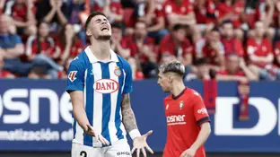 Roberto Fernández durante el partido ante Osasuna Roberto Fernández durante el partido ante Osasuna