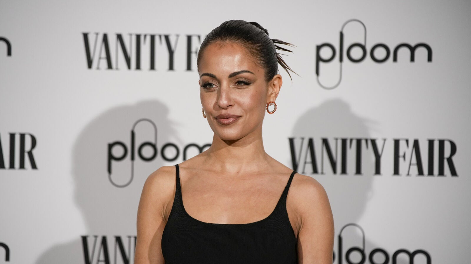 Hiba Abouk desvela el secreto: el tratamiento reafirmante que se ha hecho en la tripa después de dos embarazos