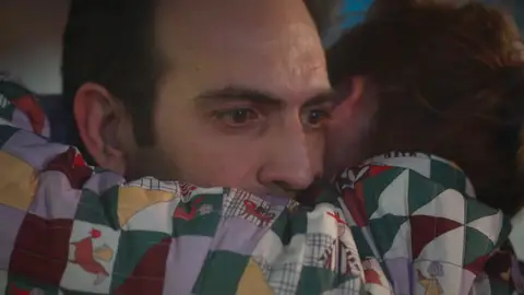 ¿Y si no puede volver a operar? Esta noche, Evren toca fondo en Renacer ¿Y si no puede volver a operar? Esta noche, Evren toca fondo en Renacer