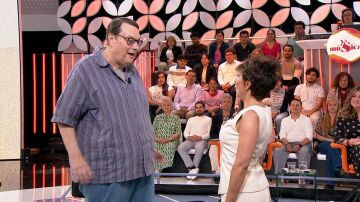 La vida amorosa de Andrés, condenada por su altura