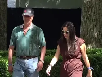 Cayetano Martínez de Irujo y Bárbara Mirjan, en la hípica Cayetano Martínez de Irujo y Bárbara Mirjan, en la hípica