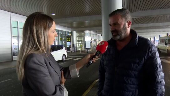 Entrevista al taxista atacado por el joven abatido a tiros en el aeropuerto de Gran Canaria