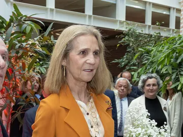 La infanta Elena, en un evento relacionado con el mundo taurino La infanta Elena, en un evento relacionado con el mundo taurino