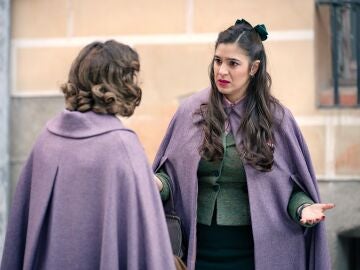 Carmen y Claudia, desesperadas al descubrir que&hellip; &iexcl;les han robado la furgoneta de la empresa!