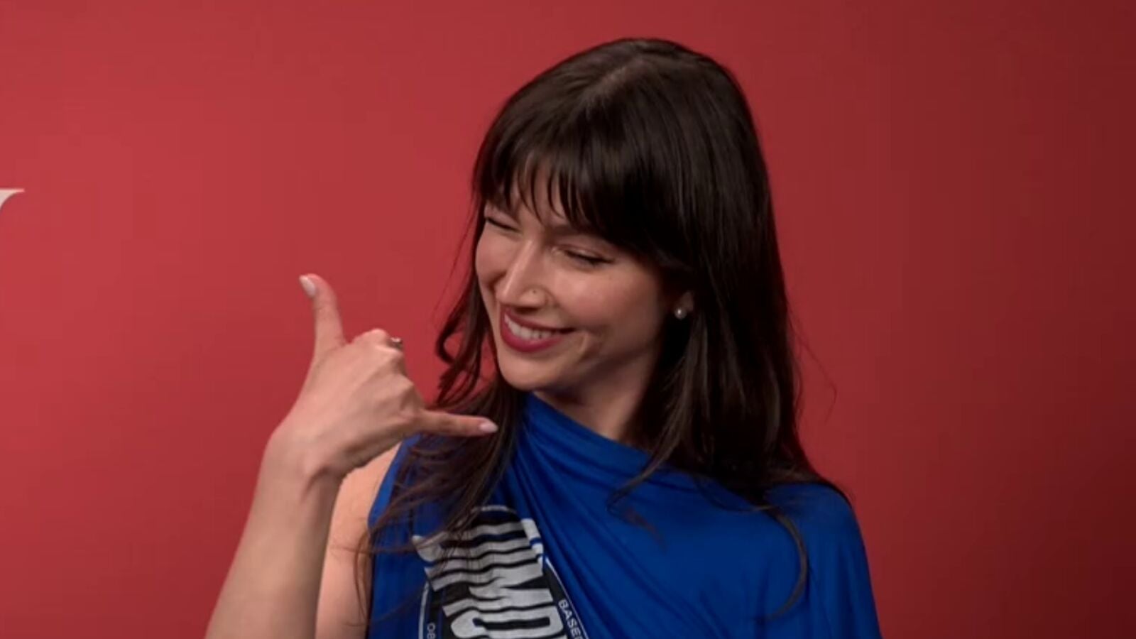 Úrsula Corberó aclara que está 