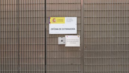 Fachada de la Oficina de Extranjer&iacute;a de la calle de Silva