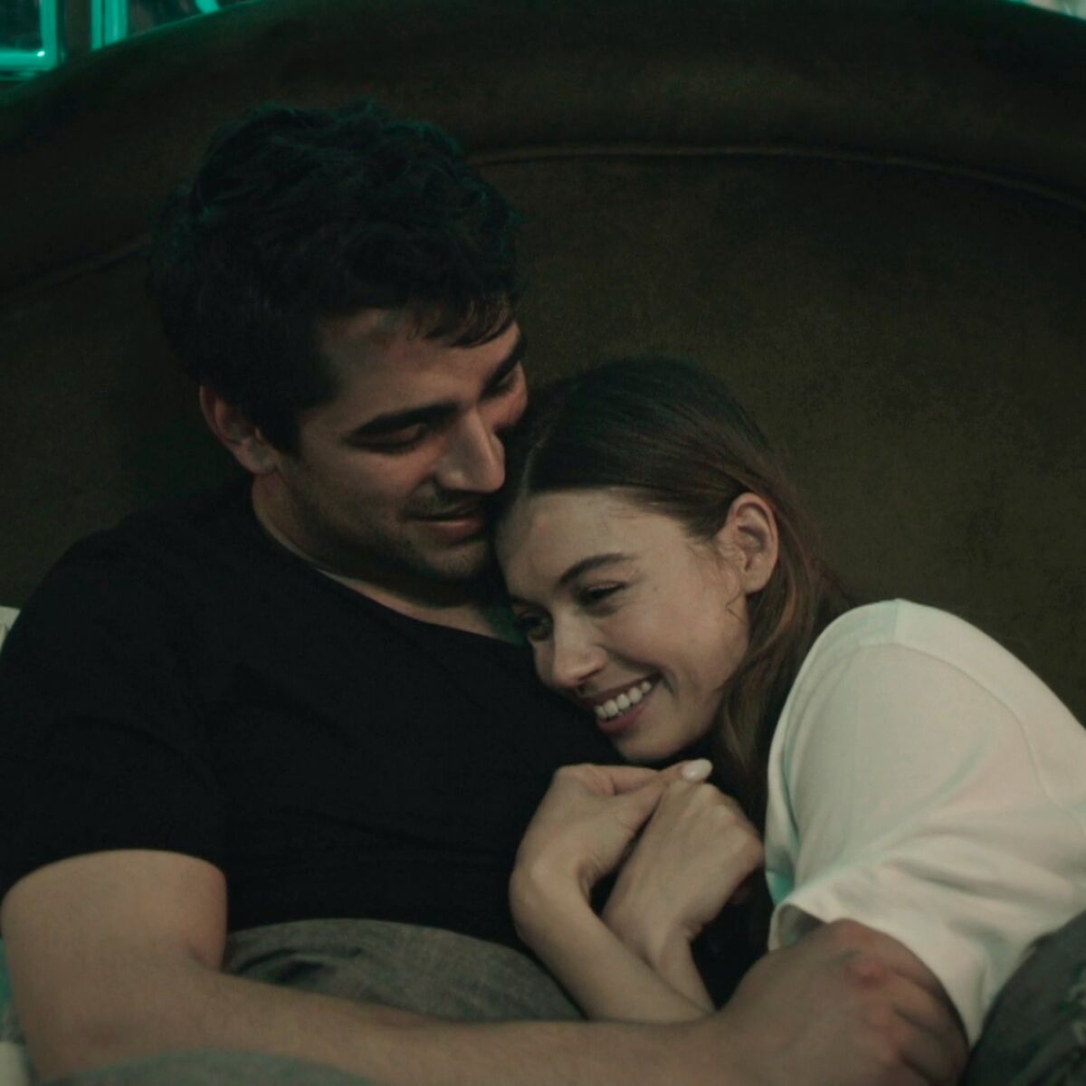 Ferit y Seyran comparten su momento más íntimo tras dar un paso decisivo