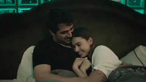 “Eres todo para mí”: así fue la conversación entre Ferit y Seyran después de su primera vez “Eres todo para mí”: así fue la conversación entre Ferit y Seyran después de su primera vez