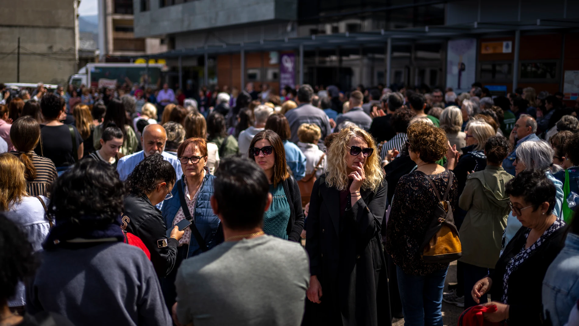 Manifestación por la situación en la que se encuentra una mujer, víctima de violencia machista Manifestación por la situación en la que se encuentra una mujer, víctima de violencia machista