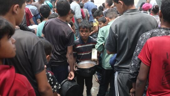 Distribuci&oacute;n de comida en Gaza