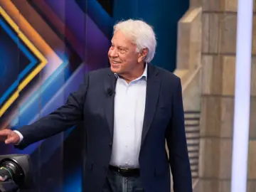 El expresidente del Gobierno ha hecho un interesante y exhaustivo análisis de la actualidad durante su visita. El expresidente del Gobierno ha hecho un interesante y exhaustivo análisis de la actualidad durante su visita.