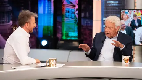 Felipe González, sobre el apagón que sufrió España: "Tenemos cierta aluminosis en el funcionamiento de los servicios" Felipe González, sobre el apagón que sufrió España: "Tenemos cierta aluminosis en el funcionamiento de los servicios"