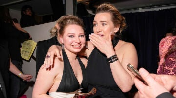 Mia Threapleton y su madre, Kate Winslet