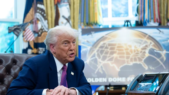 Trump anuncia la construcción de la 'cúpula dorada' Trump anuncia la construcción de la 'cúpula dorada'