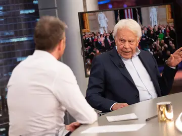 Felipe González hace balance sobre la situación de España: "Hay que redistribuir la riqueza" Felipe González hace balance sobre la situación de España: "Hay que redistribuir la riqueza"