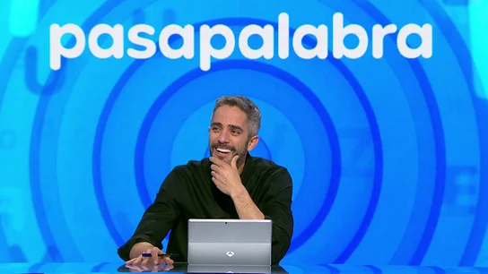 Cinco años presentando y nunca lo había visto: el empate de Manu y Rosa que deja boquiabierto a Roberto Leal Cinco años presentando y nunca lo había visto: el empate de Manu y Rosa que deja boquiabierto a Roberto Leal