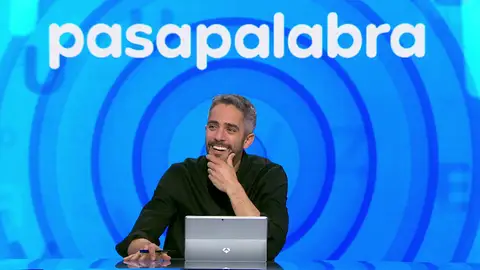 Cinco años presentando y nunca lo había visto: el empate de Manu y Rosa que deja boquiabierto a Roberto Leal Cinco años presentando y nunca lo había visto: el empate de Manu y Rosa que deja boquiabierto a Roberto Leal