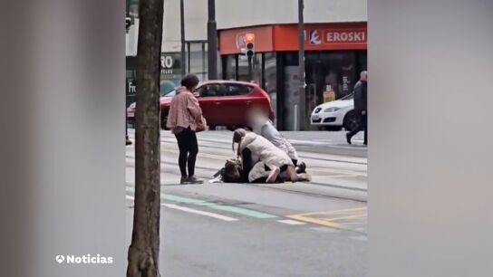V&iacute;deo: Un ertzaina fuera de servicio detiene a un ladr&oacute;n en Bilbao