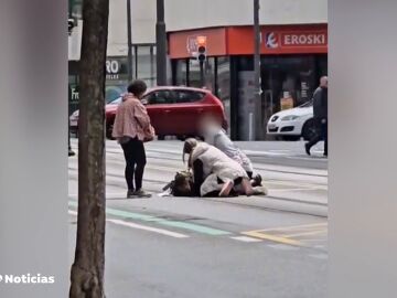 Un ertzaina fuera de servicio detiene a un ladrón en Bilbao