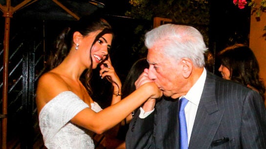Josefina y su abuelo Mario Vargas Llosa