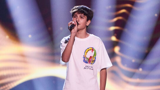 David eriza la piel de Edurne y provoca l&aacute;grimas en Lola &Iacute;ndigo en La Voz Kids 