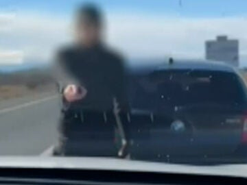 La Guardia Civil ha investigado a un joven de 26 años como presunto autor de un delito de conducción temeraria 