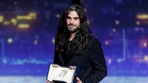 Oliver Laxe, Premio del Jurado en Cannes por Sirat Oliver Laxe, Premio del Jurado en Cannes por Sirat