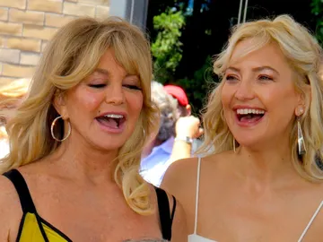 Goldie Hawn y Kate Hudson, madre e hija Goldie Hawn y Kate Hudson, madre e hija