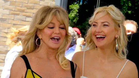 Goldie Hawn y Kate Hudson, madre e hija Goldie Hawn y Kate Hudson, madre e hija