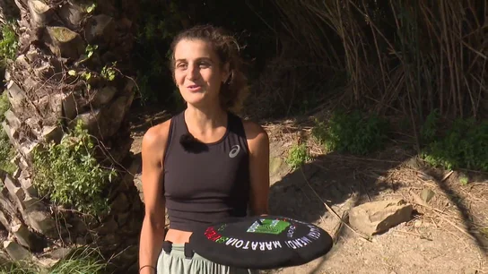 Sara Alonso, campeona de la Zegama-Aizkorri 2025 Eneko Lambea, en un entrenamiento de gimnasia rítmica