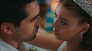 Seyran le pide un hijo a Ferit en su noche de bodas: “Quiero que sea un niño”