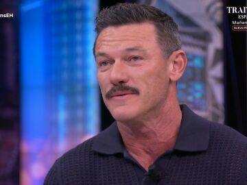 As&iacute; afront&oacute; Luke Evans su homosexualidad siendo Testigo de Jehov&aacute;: "Fue una experiencia de mucha soledad"